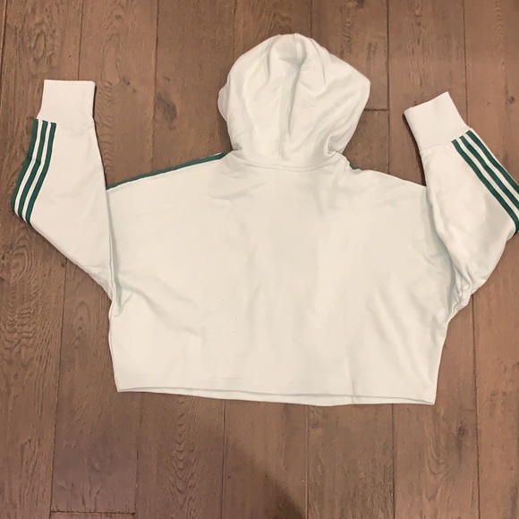 Adidas crop puller over hoodie - Picture 8 of 8